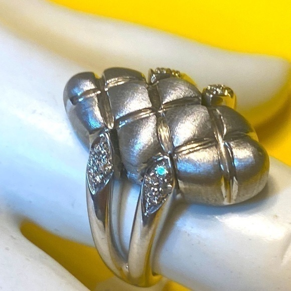 18Kt white gold and diamonds woman’s Ring super fancy catalog style - Picture 1 of 6
